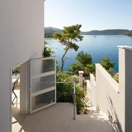 Apartman By The Sea Pasadur, - 24472