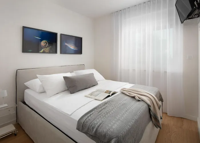 By The Sea Pasadur, - 24472 Apartment Lastovo
